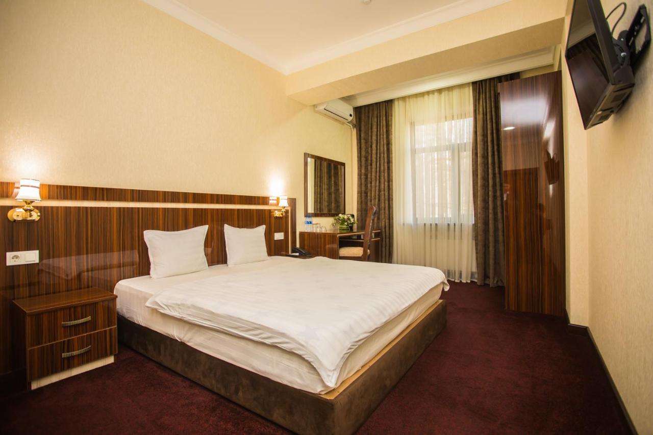 Hotel Grand Capital Taskent Exterior foto