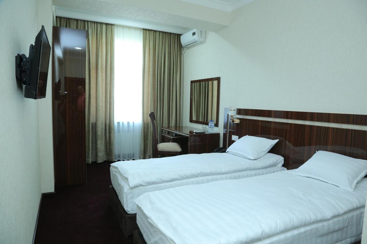 Hotel Grand Capital Taskent Exterior foto