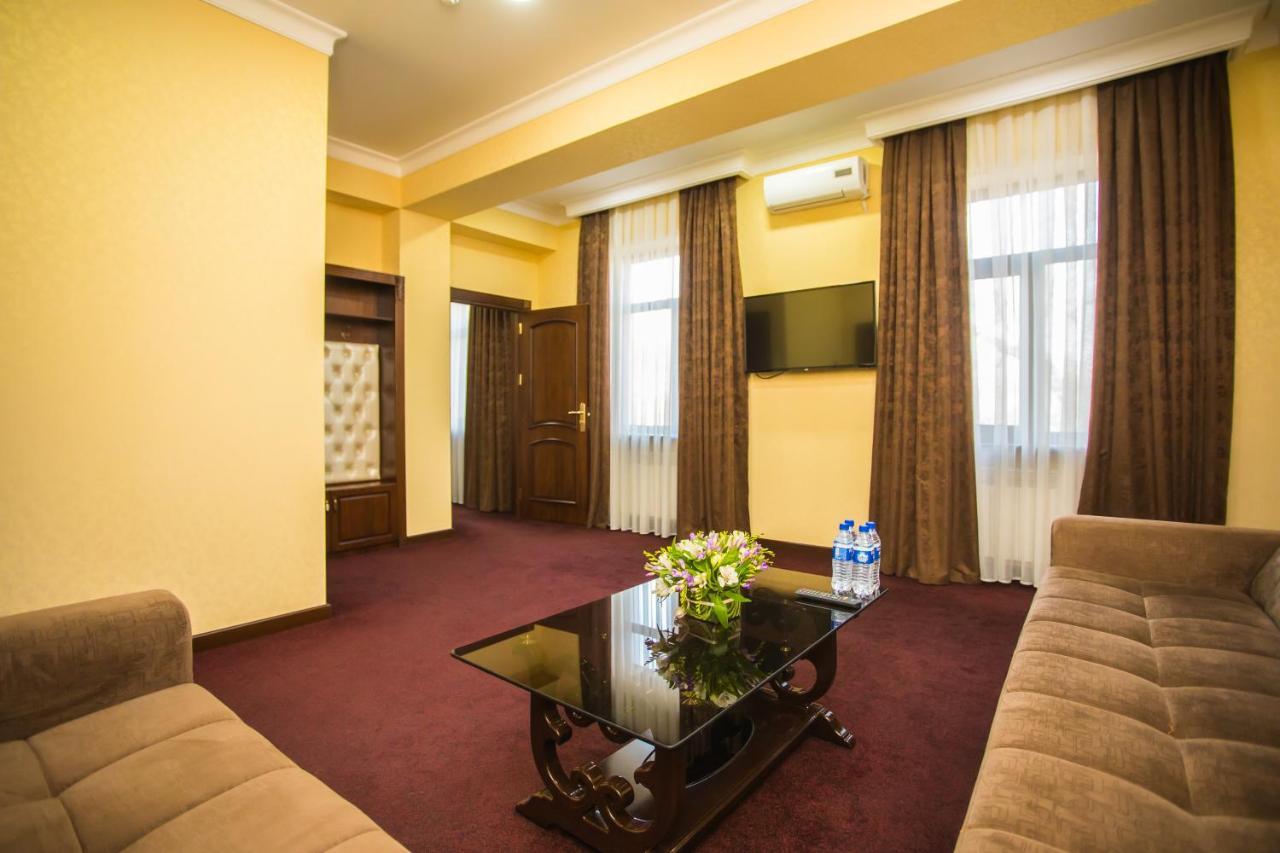 Hotel Grand Capital Taskent Exterior foto